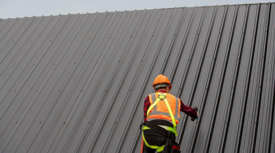 Professional gutter cleaning in Bethel Springs, TN